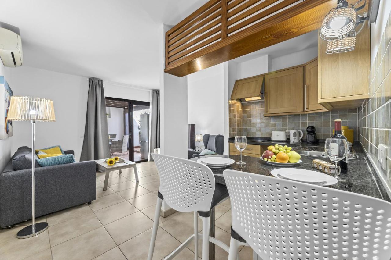 Апартаменты Hola Arnage Pool View Пуэрто дель Кармен Экстерьер фото